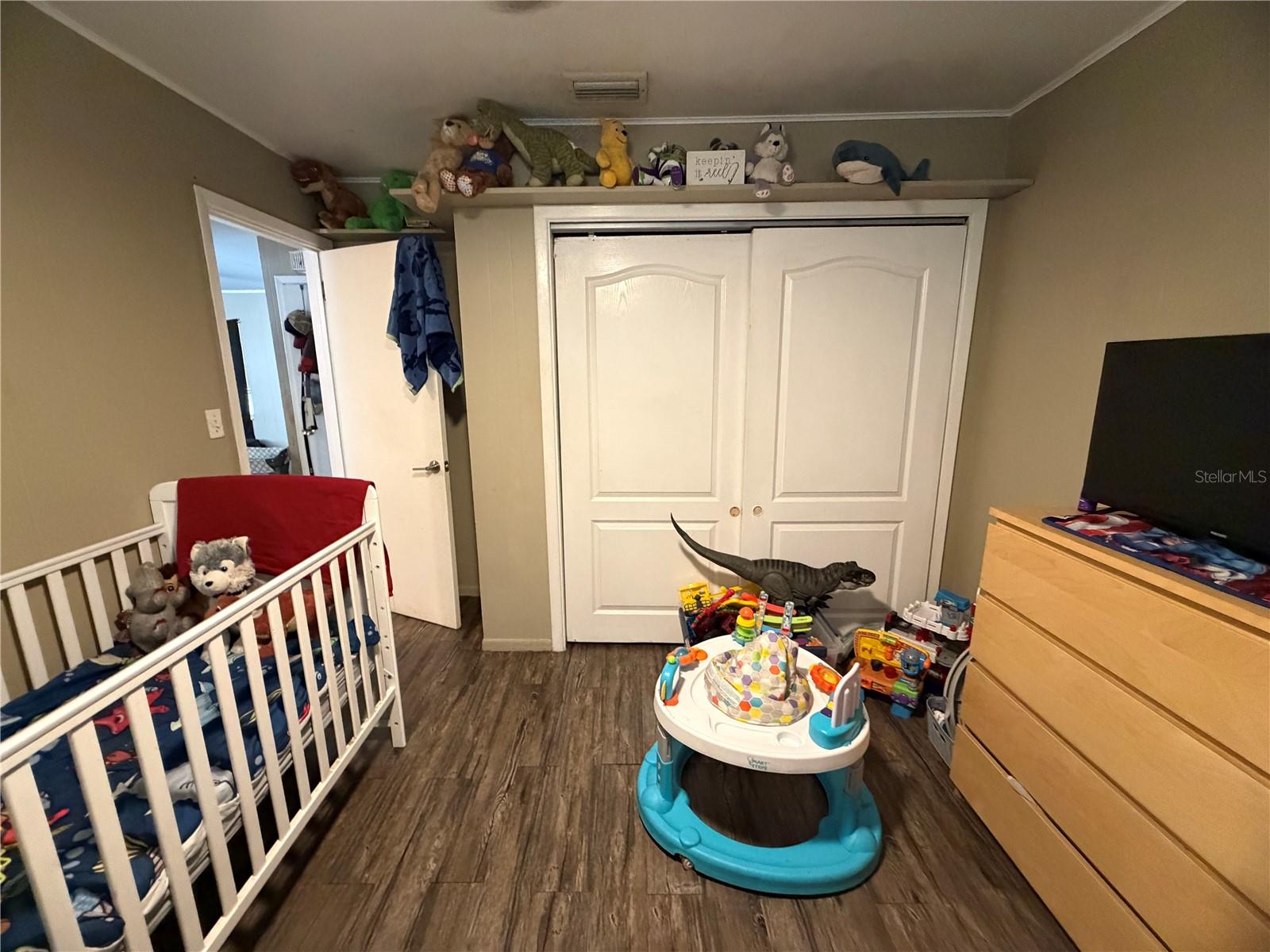 HOLIDAY HEIGHTS - Residential Income