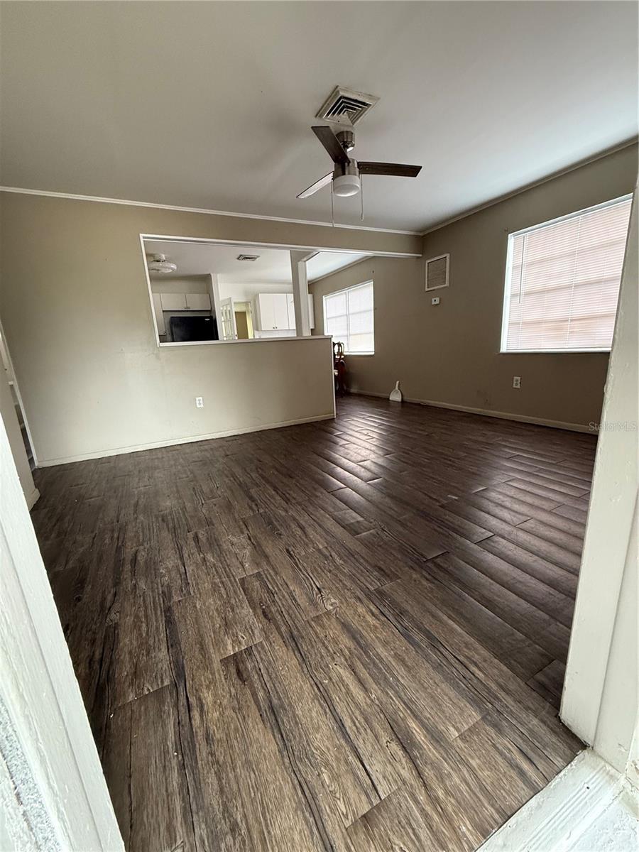 HOLIDAY HEIGHTS - Residential Income