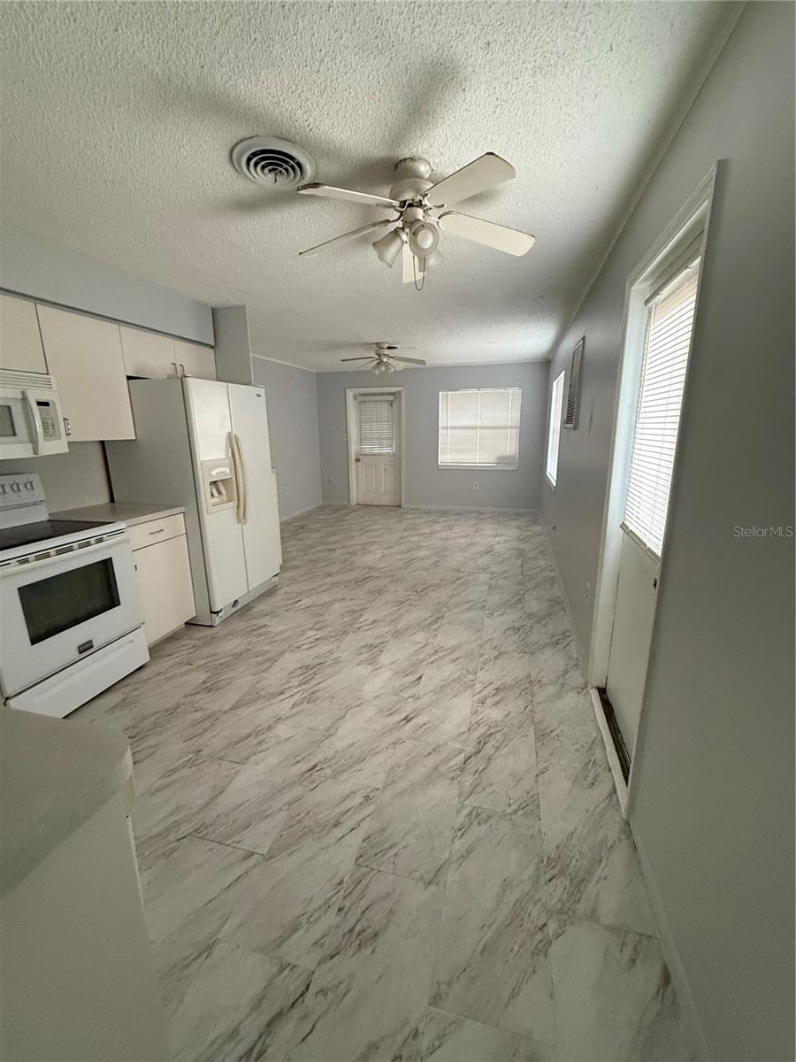 HOLIDAY HEIGHTS - Residential Income