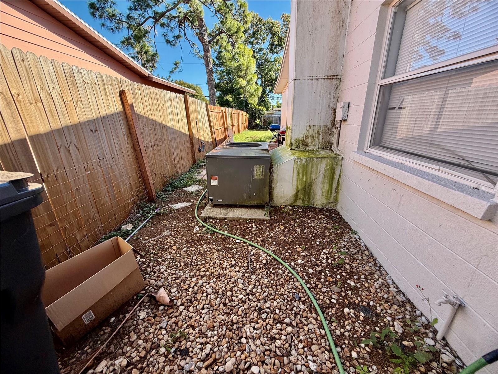 HOLIDAY HEIGHTS - Residential Income