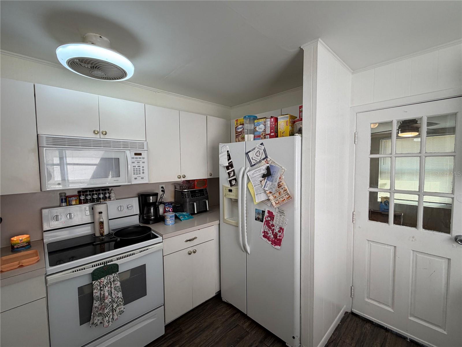 HOLIDAY HEIGHTS - Residential Income