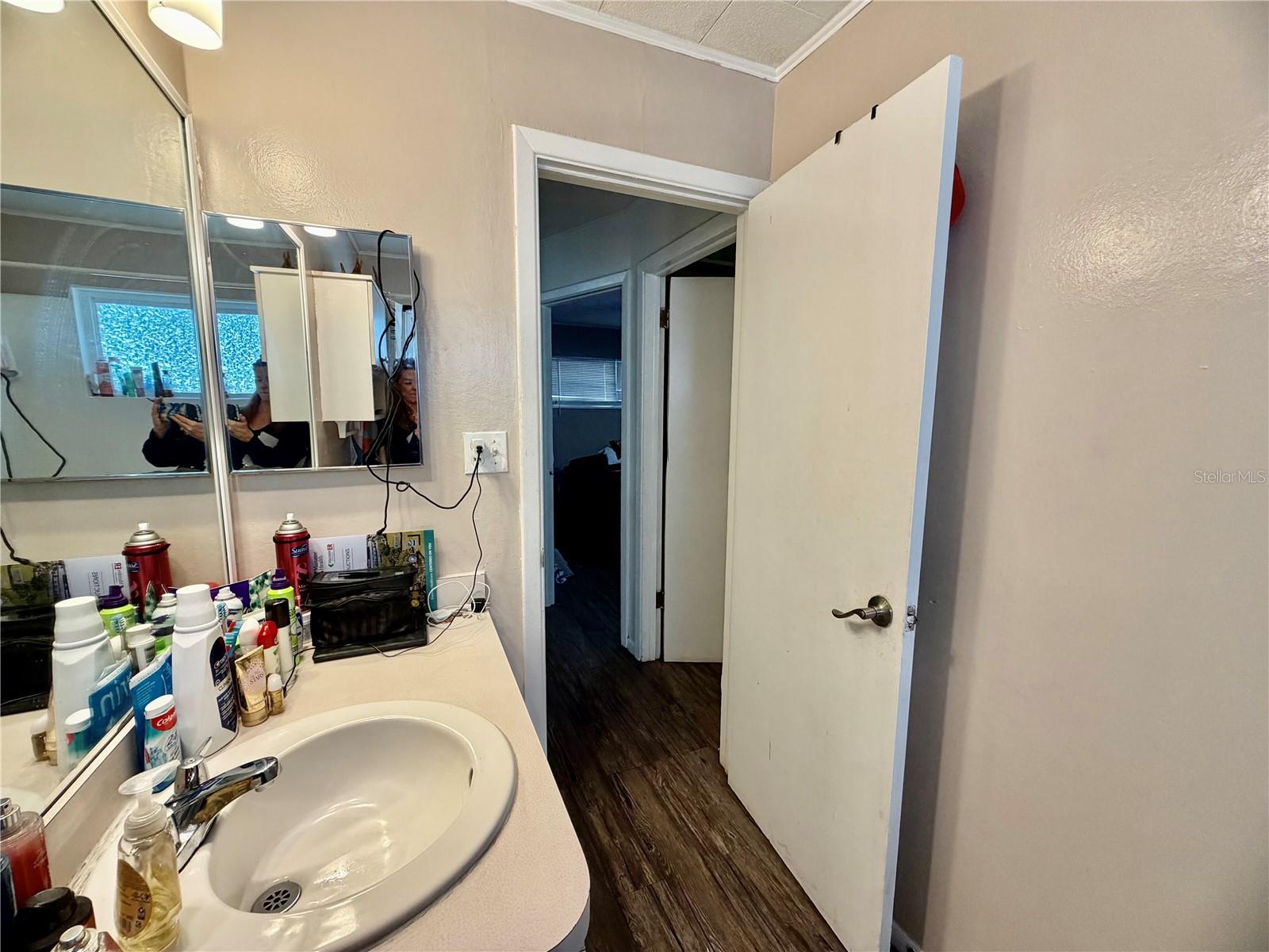 HOLIDAY HEIGHTS - Residential Income