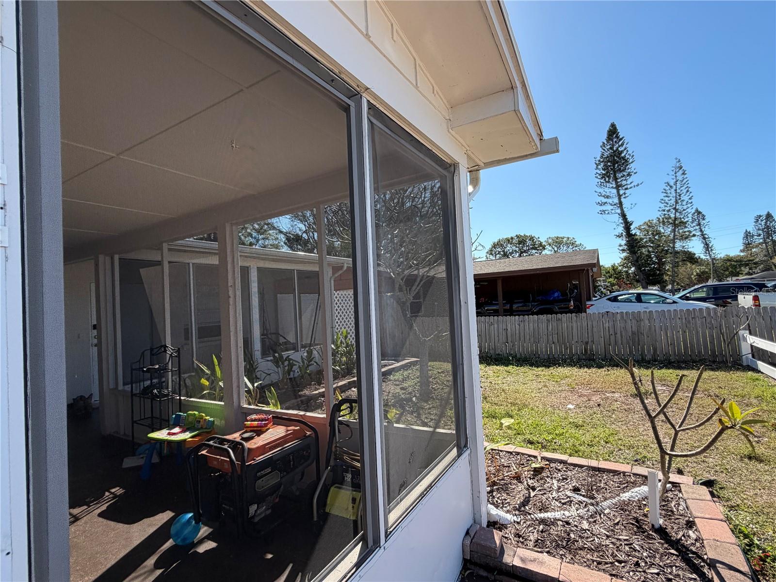 HOLIDAY HEIGHTS - Residential Income