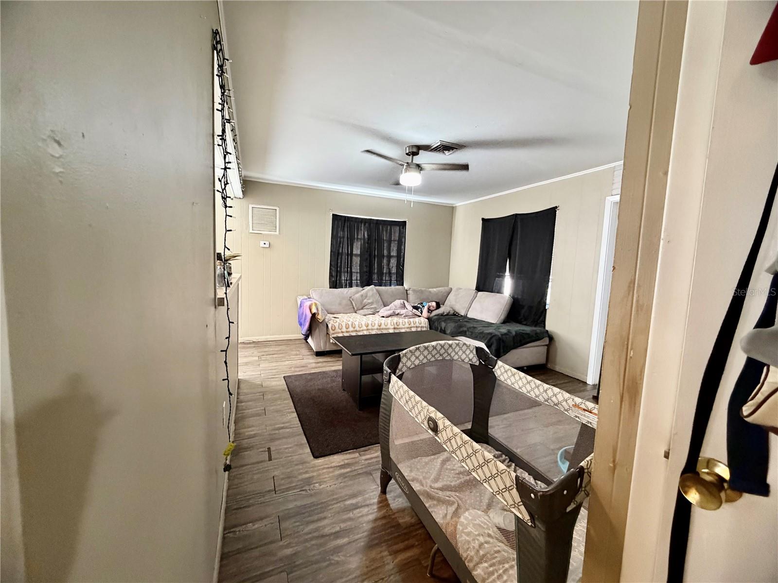 HOLIDAY HEIGHTS - Residential Income