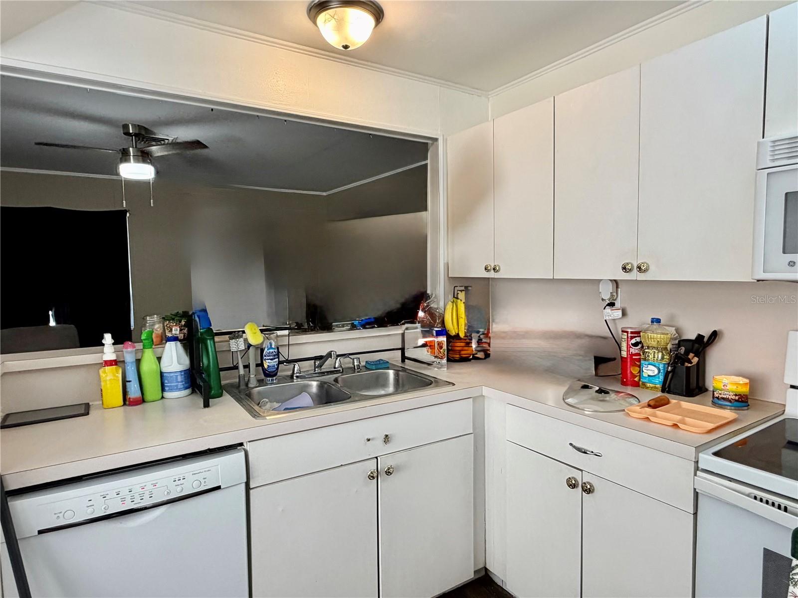 HOLIDAY HEIGHTS - Residential Income