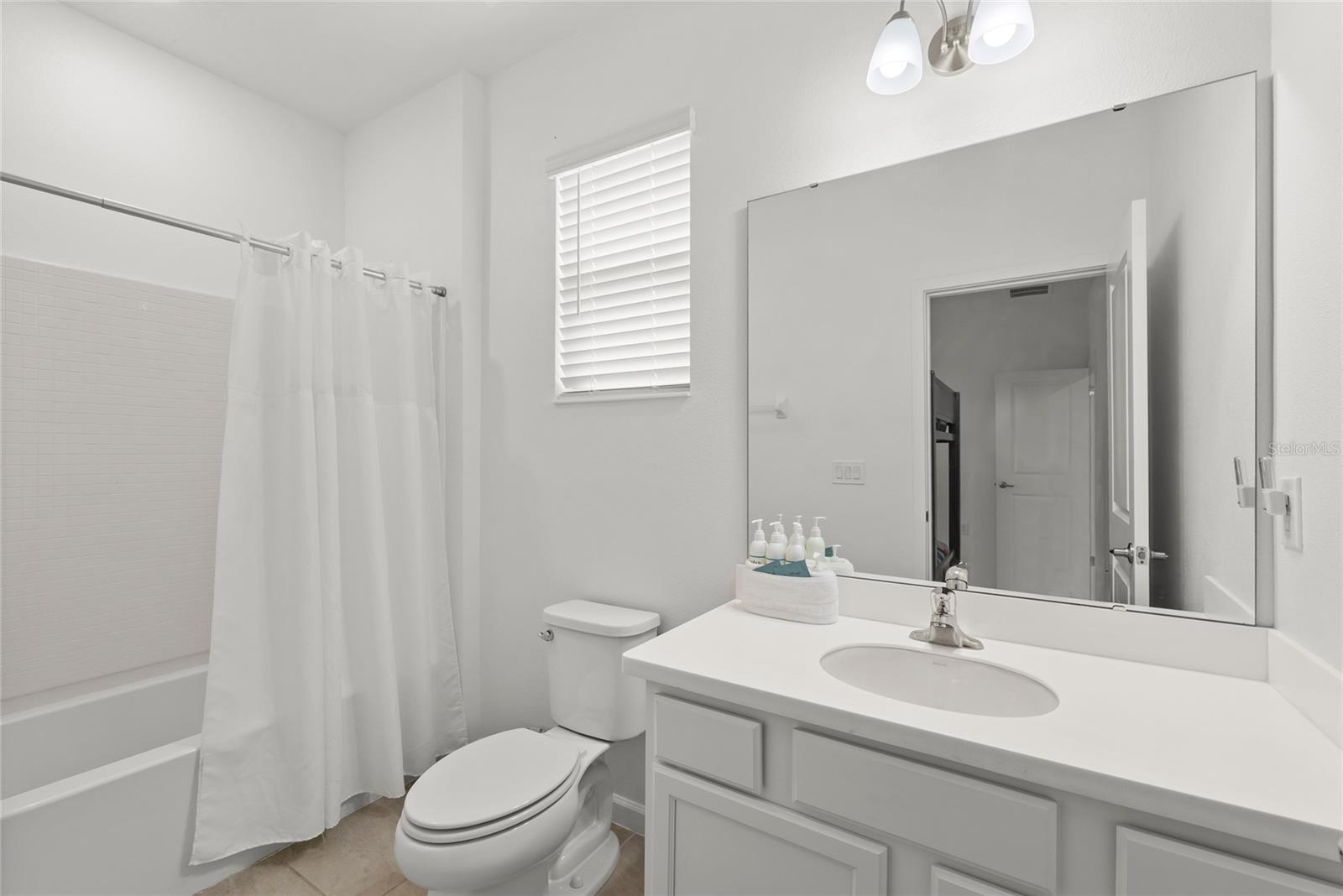 BELLAVIDA PH 2C - Residential