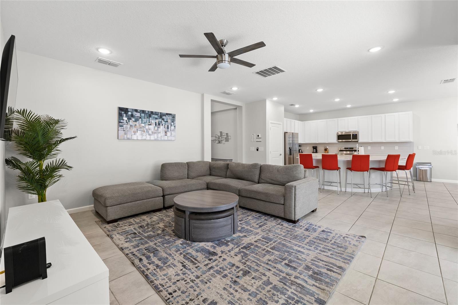 BELLAVIDA PH 2C - Residential