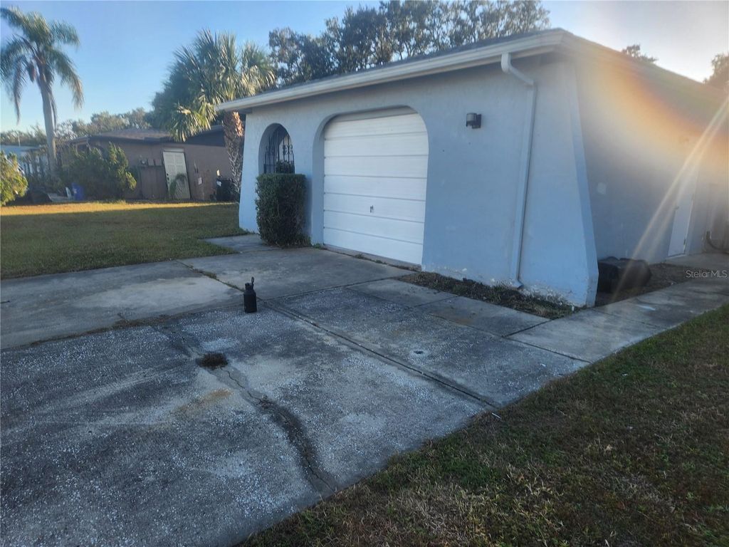 Photo of 2023 Tumbleweed Drive, Holiday, FL 34690 (MLS # TB8446131)