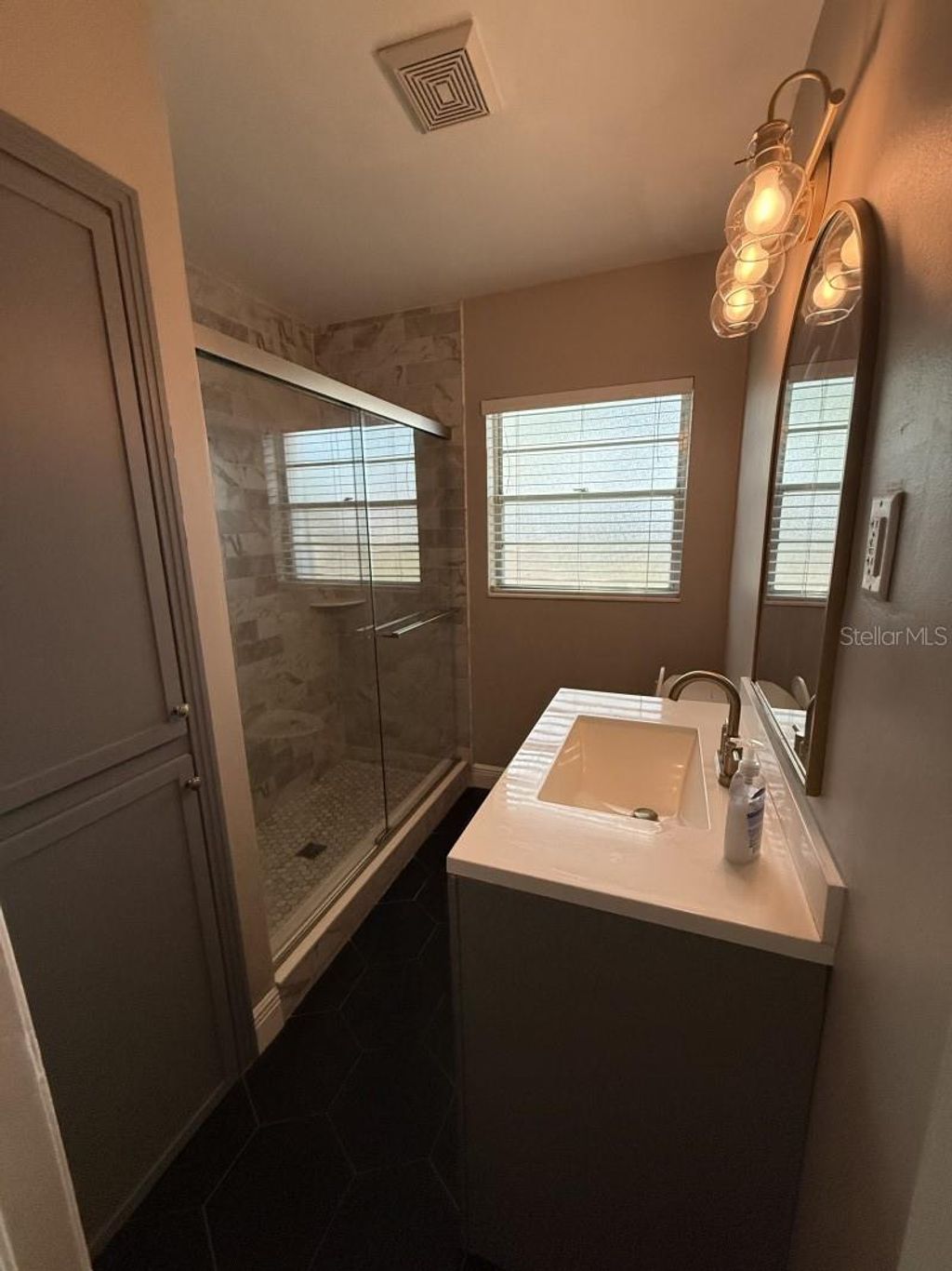 Photo of 3128 W Powhatan Avenue, Tampa, FL 33614 (MLS # A4689250)