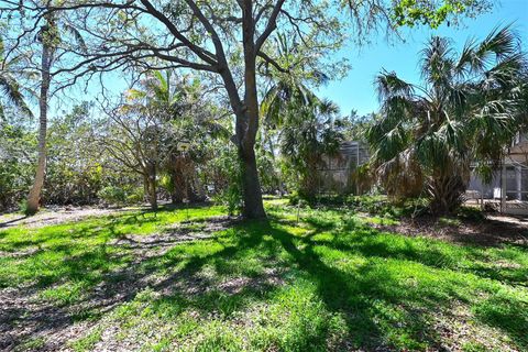 A home in LONGBOAT KEY