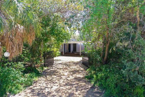 A home in LONGBOAT KEY