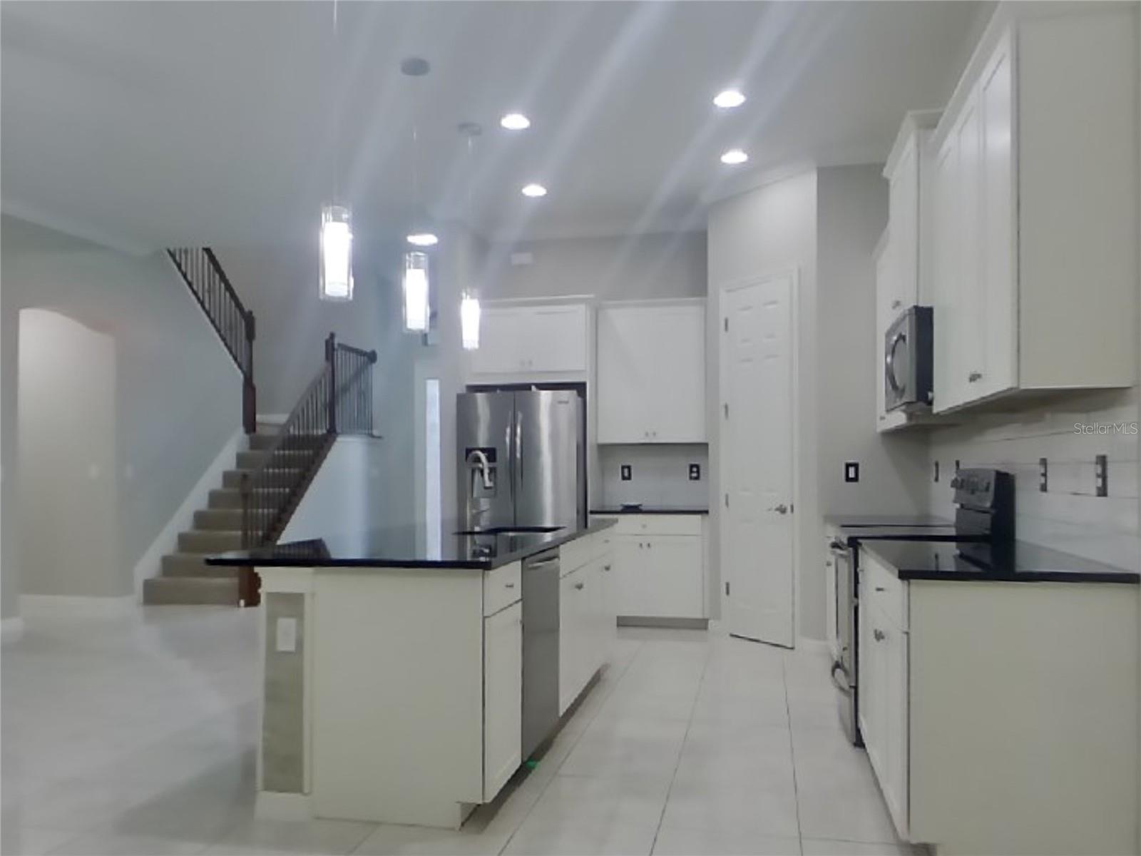 TOSCANA ISLES UN 1 - Residential Lease