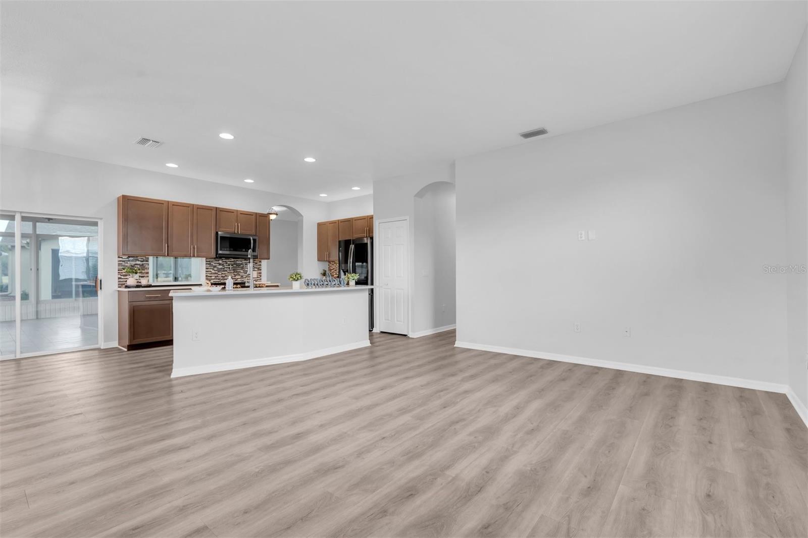 HERITAGE SPRINGS VILLAGE 16 - Residential