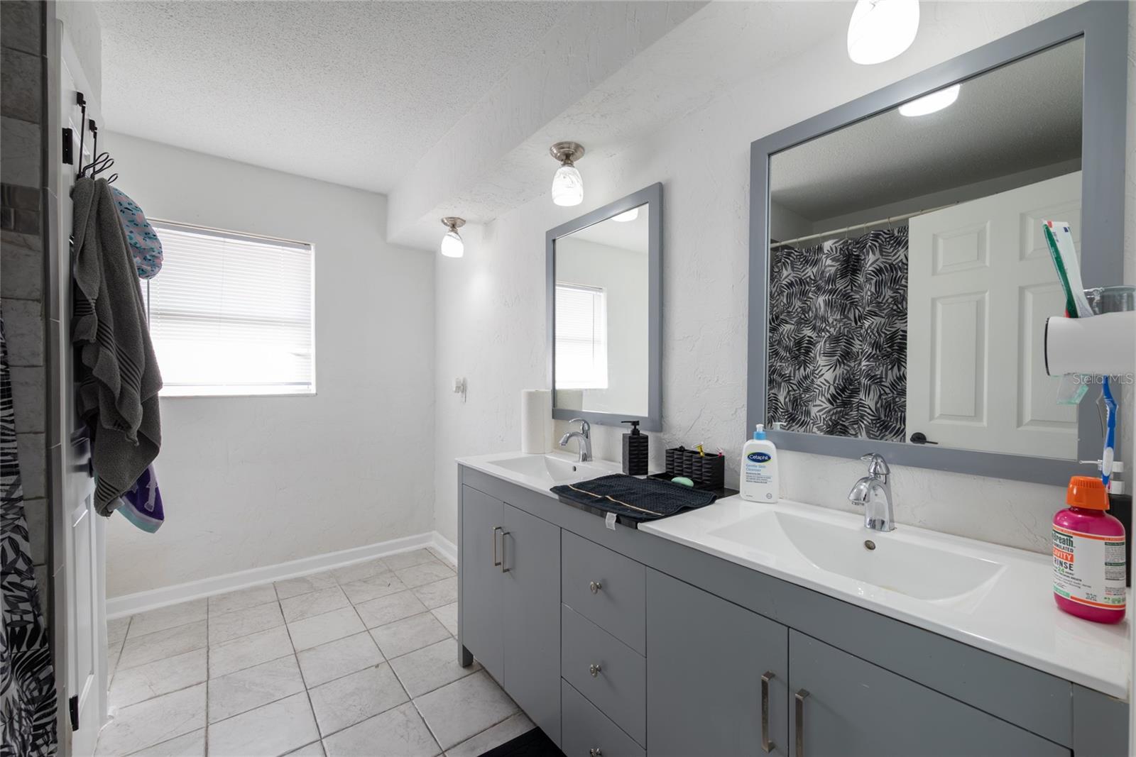 DUPON ESTATES - Residential