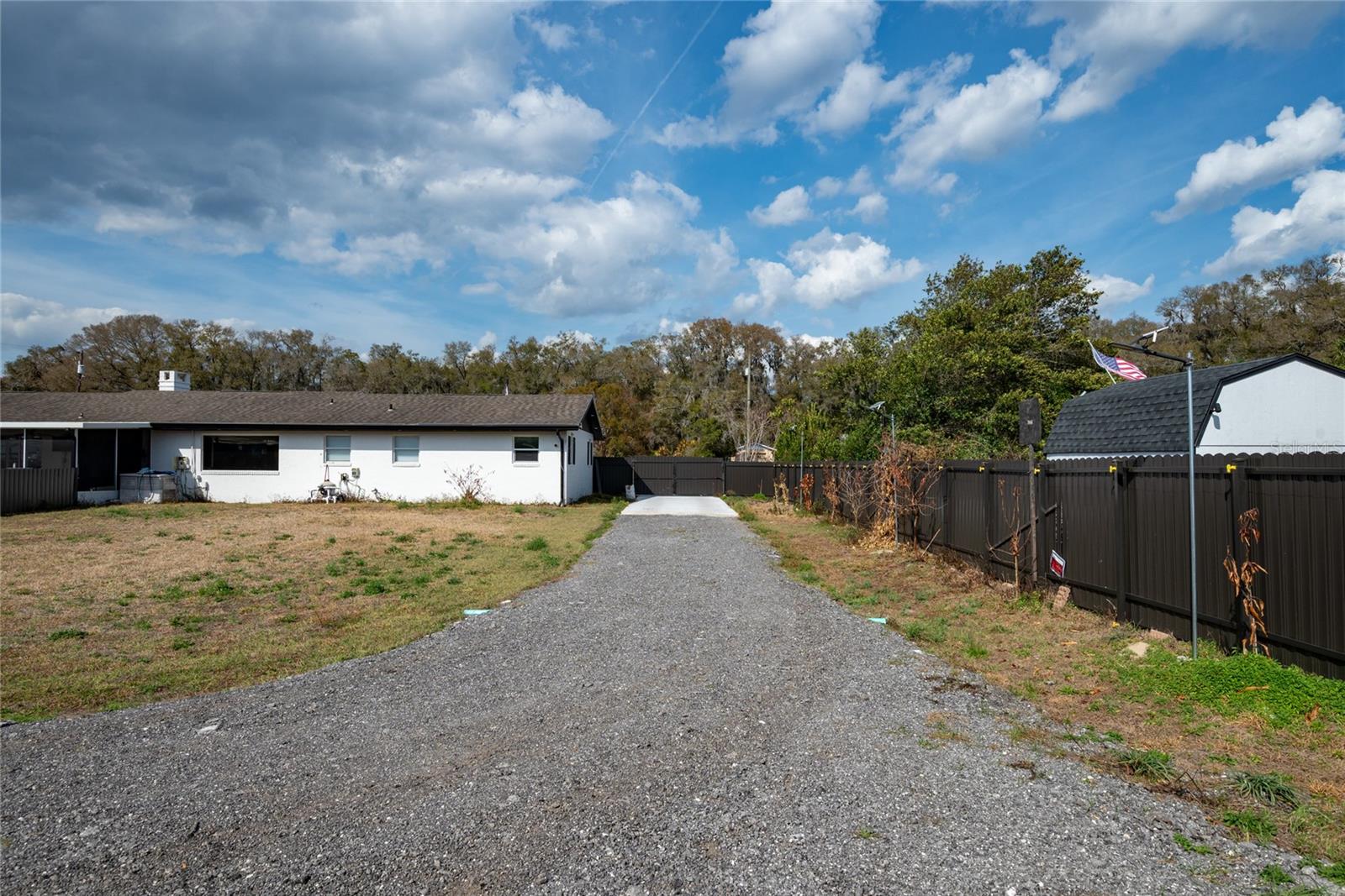 DUPON ESTATES - Residential