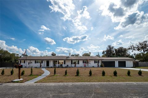 1805 SAINT CHARLES TERRACE DELAND FL 32720