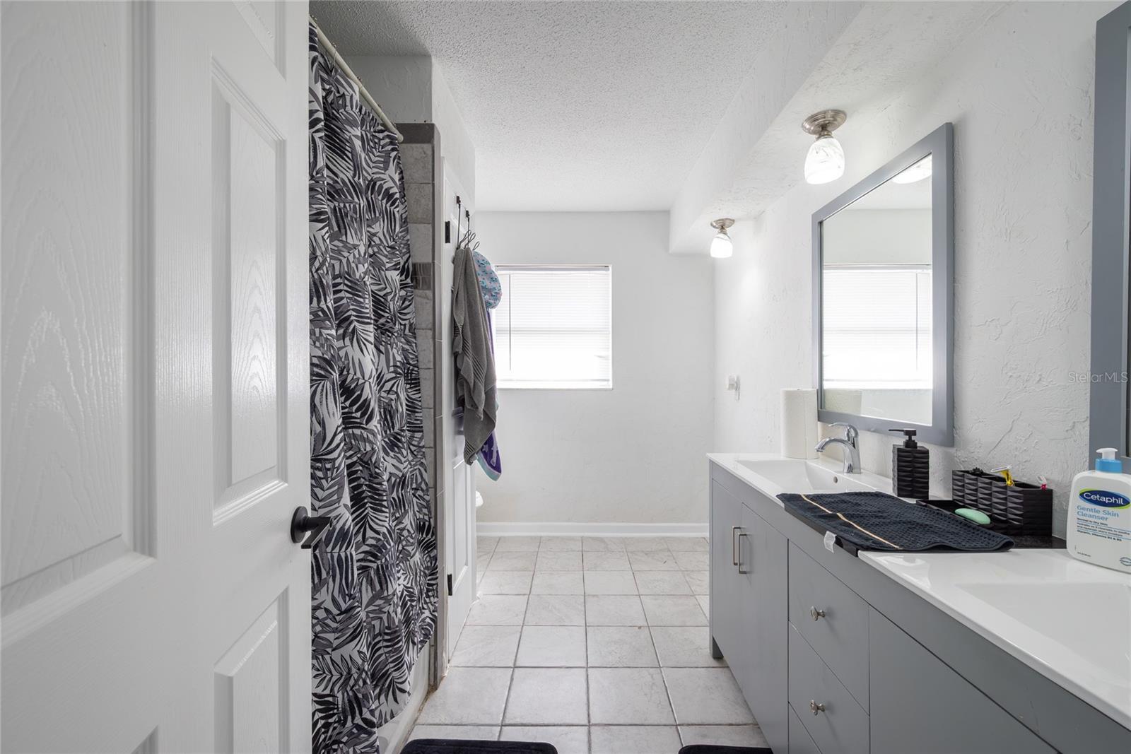 DUPON ESTATES - Residential