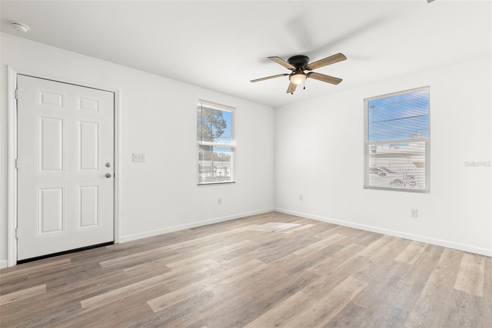 GRANT PARK - Residential Income