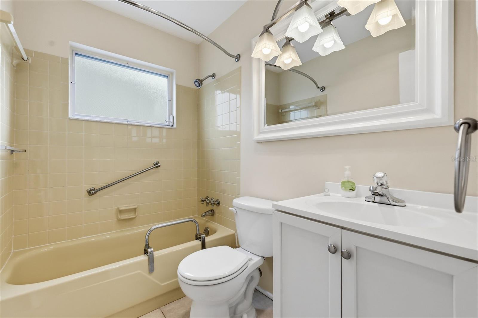 MAINLANDS OF TAMARAC BY THE GULF UNIT 1-B CONDO - Residential