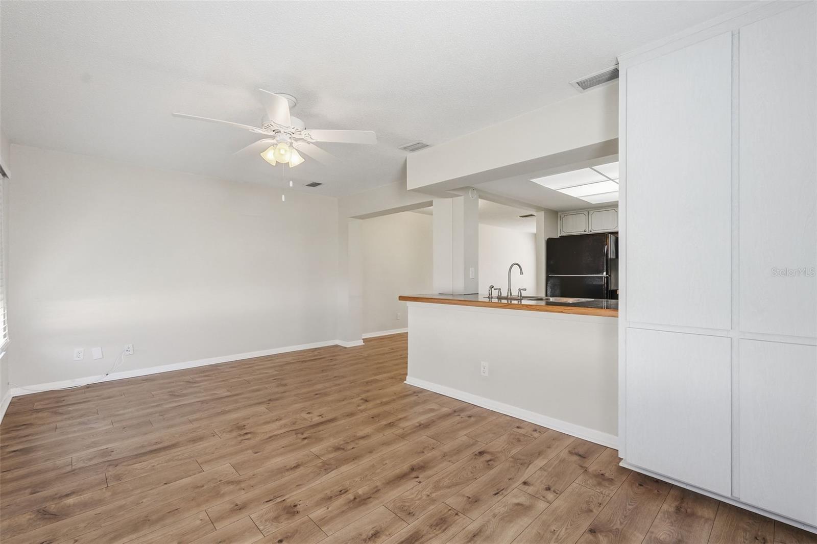 MAINLANDS OF TAMARAC BY THE GULF UNIT 1-B CONDO - Residential