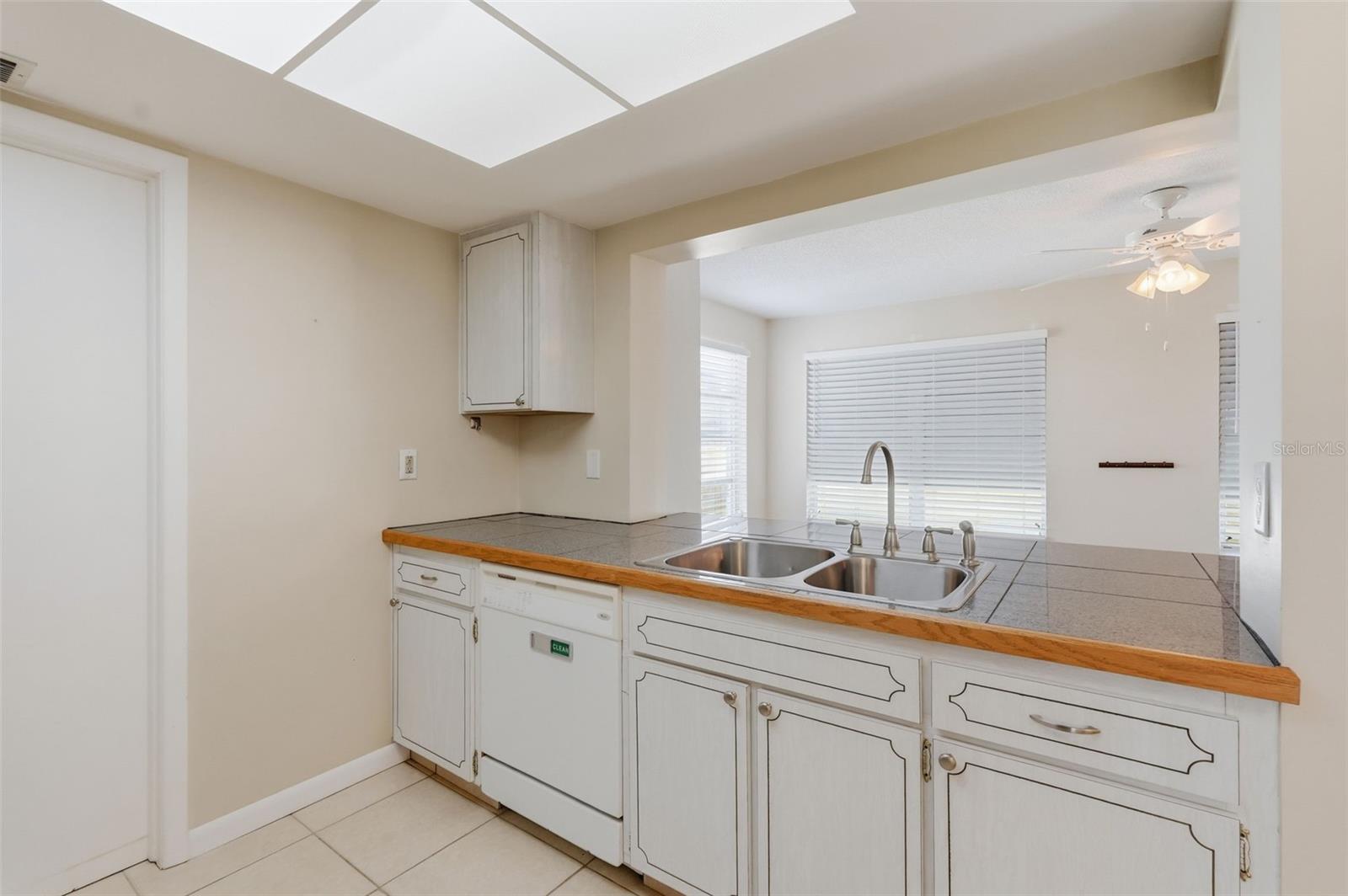 MAINLANDS OF TAMARAC BY THE GULF UNIT 1-B CONDO - Residential