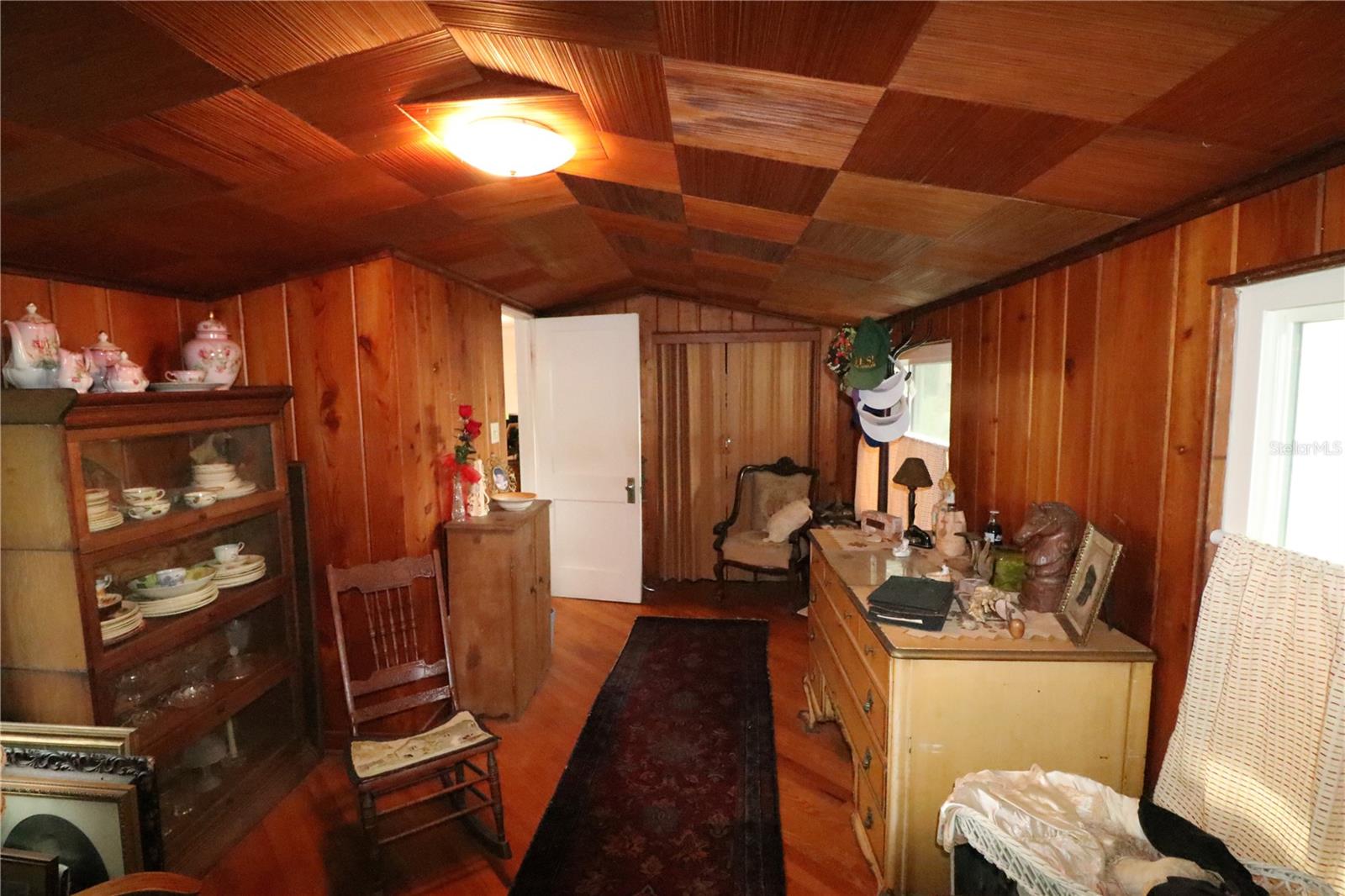 SUMMERPORT BEACH CORRECTIVE PLAT - Residential