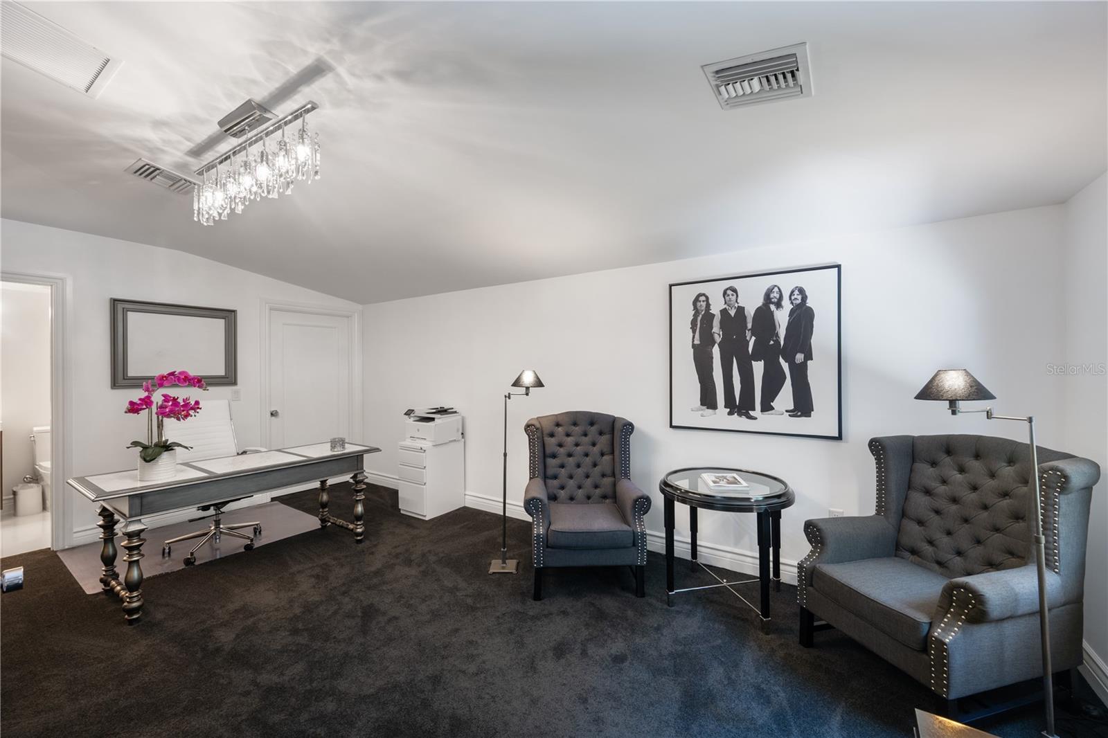 ELLNO WILLO - Residential