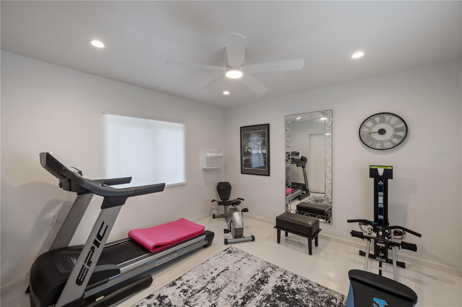 ELLNO WILLO - Residential