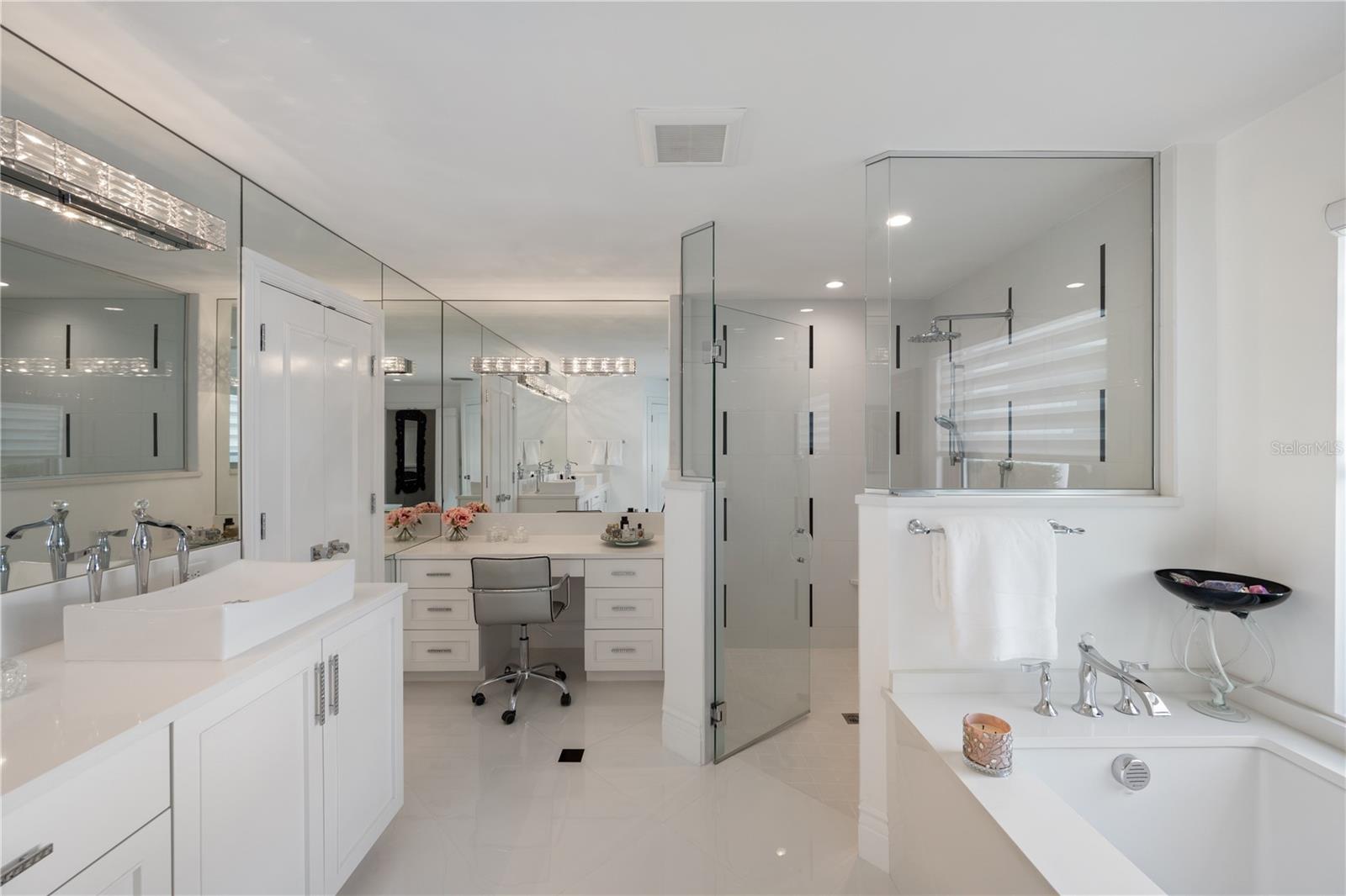 ELLNO WILLO - Residential