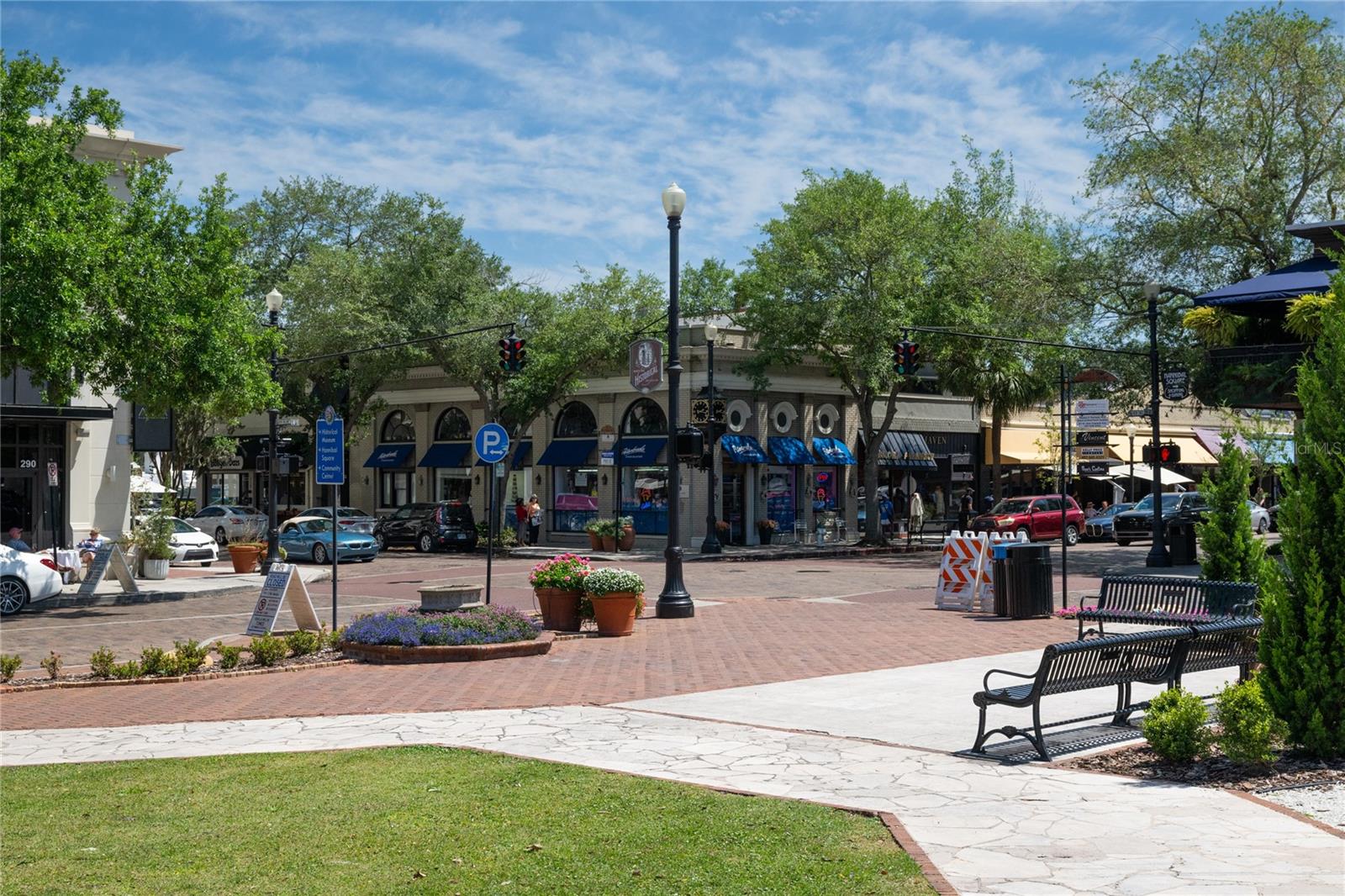 ELLNO WILLO - Residential