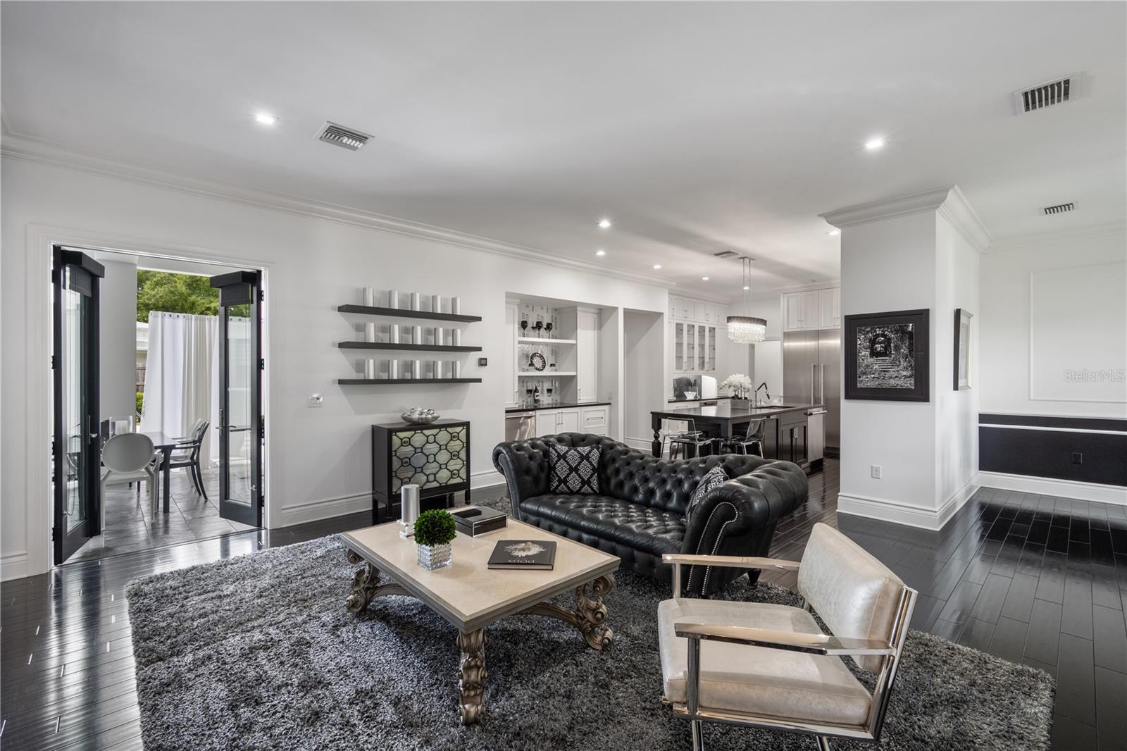 ELLNO WILLO - Residential