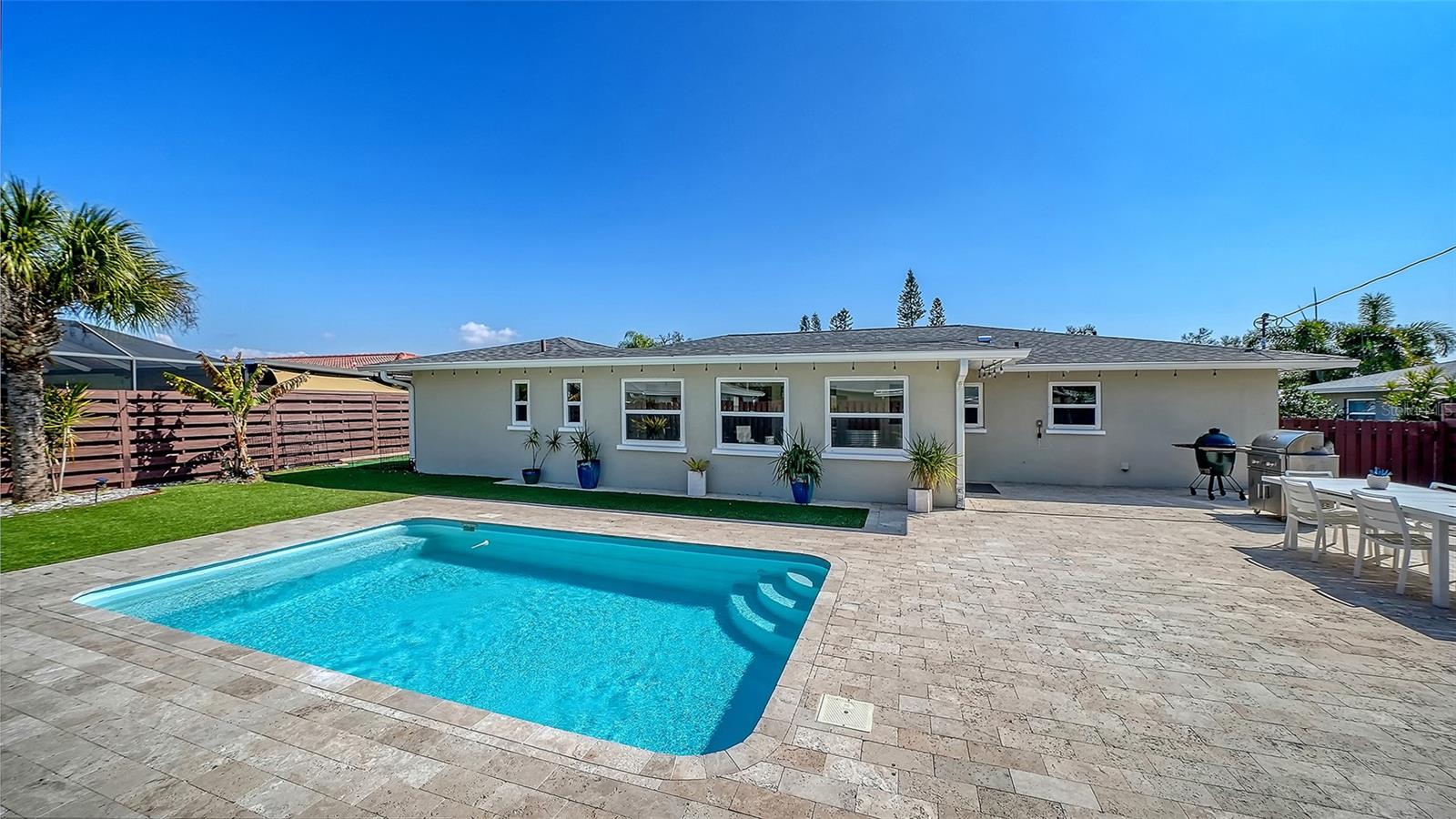 GULF GATE - Residential