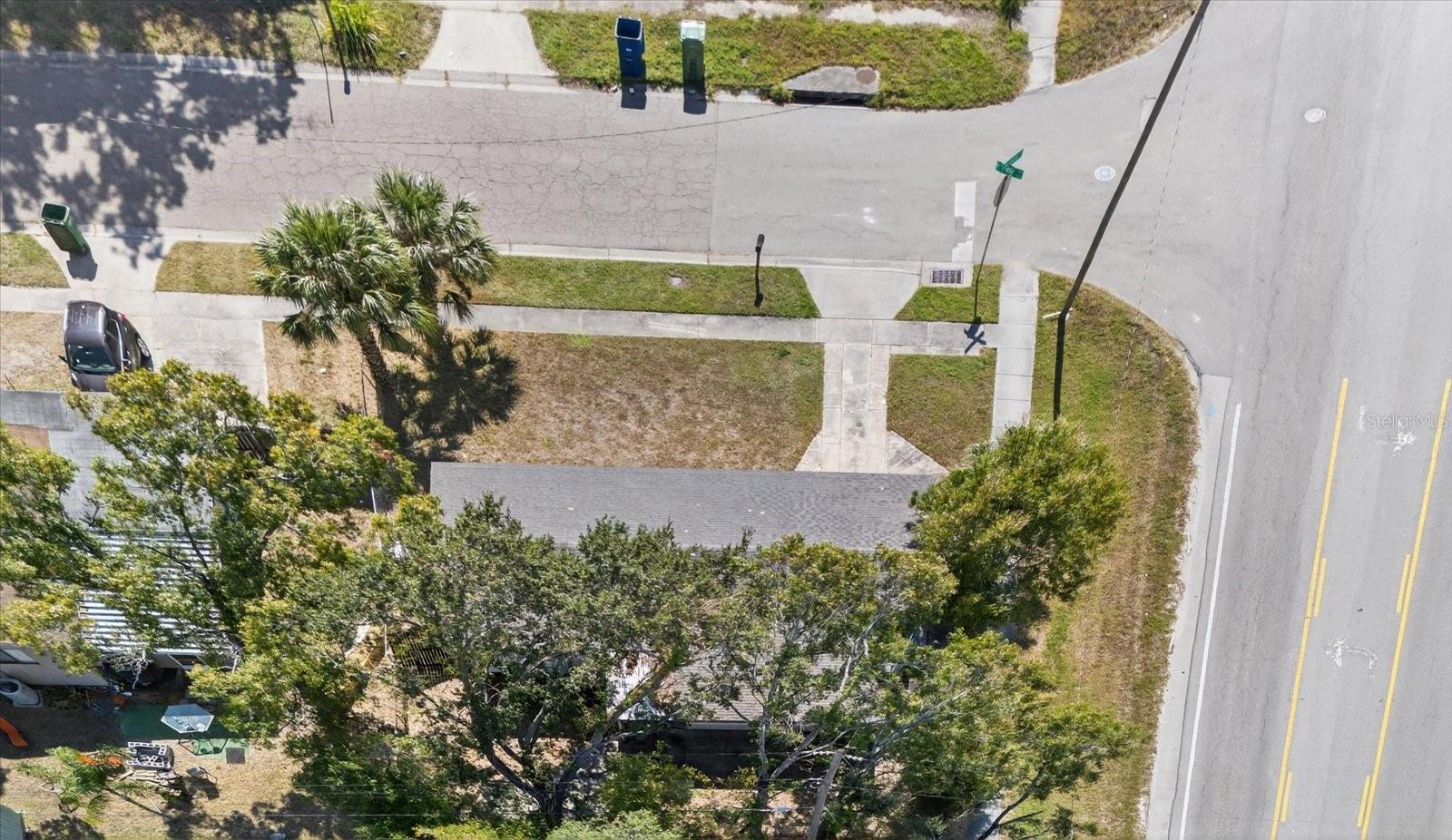 GANDY GARDENS 1 - Land