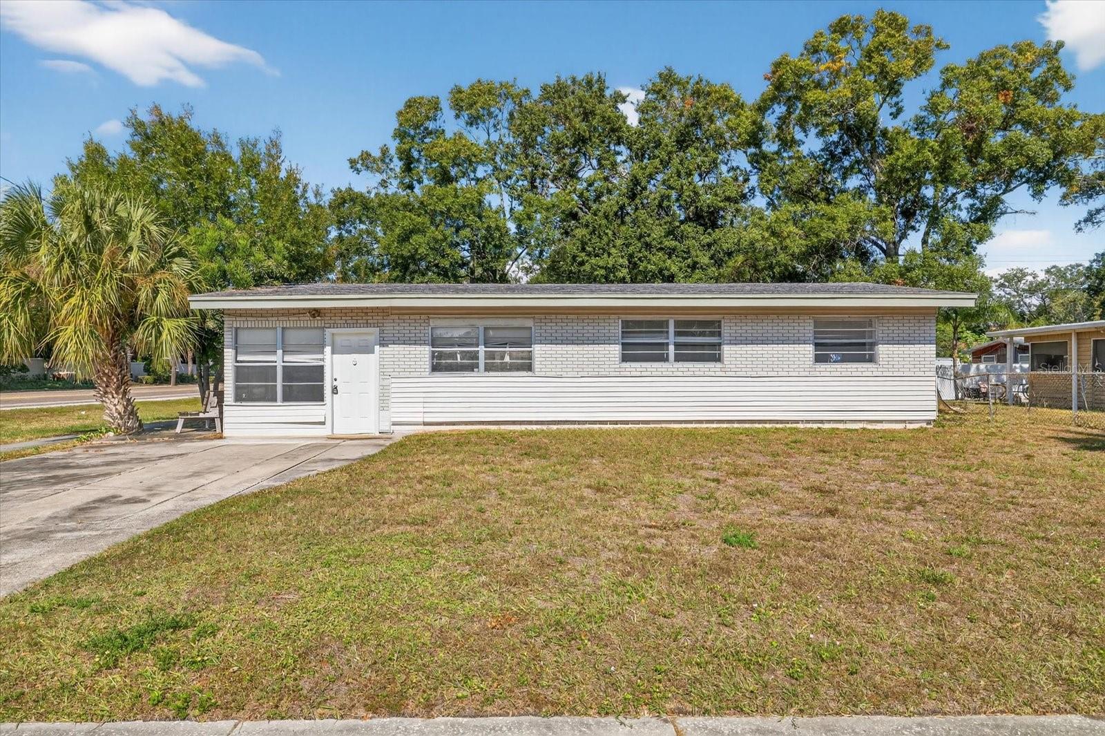 GANDY GARDENS 1 - Land