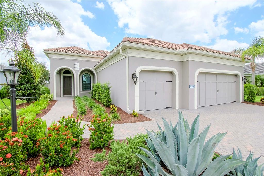 Photo of 1069 River Wind Circle, Bradenton, FL 34212 (MLS # A4666214)