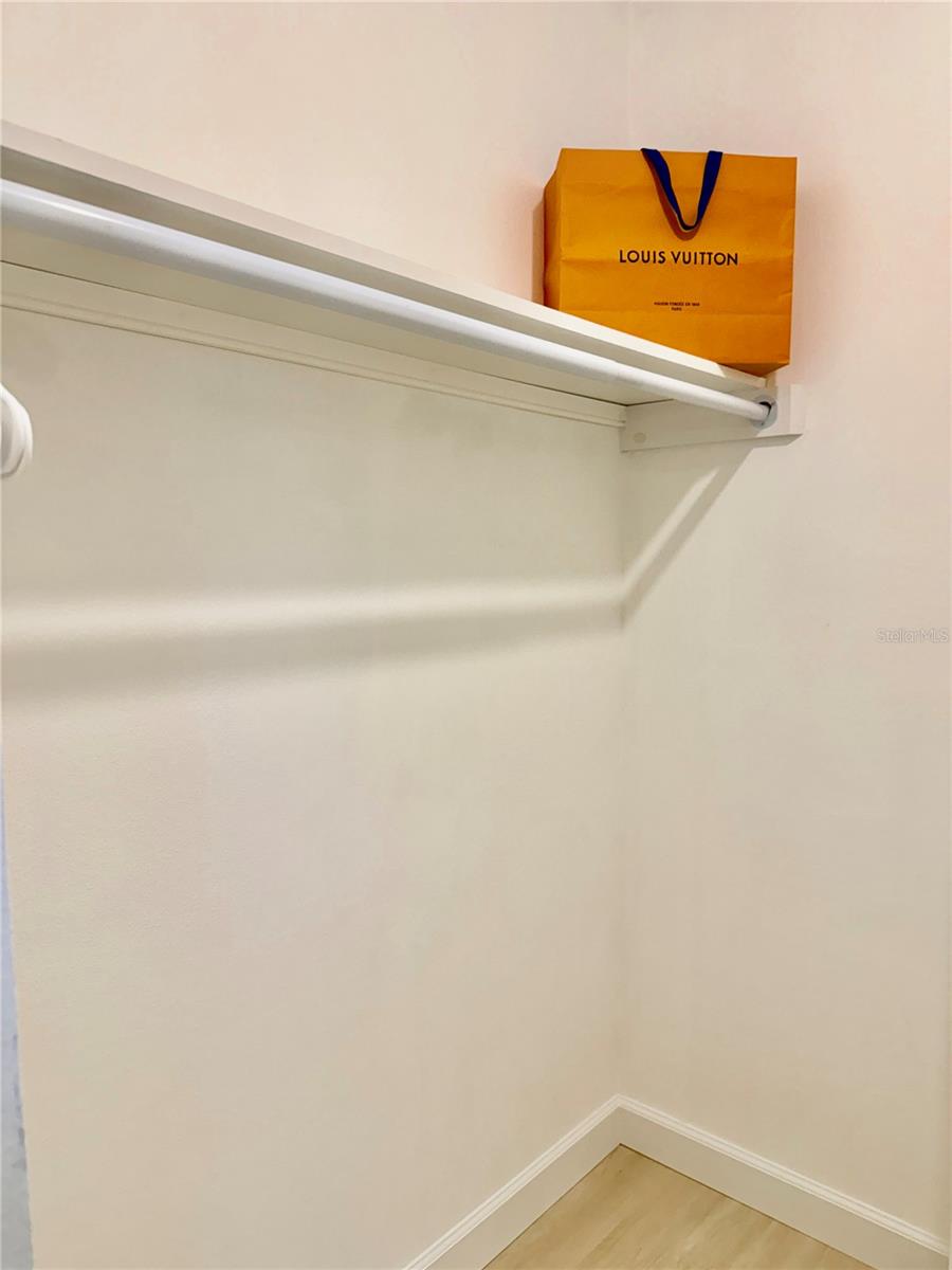 PARKWAY VILLAS - Residential