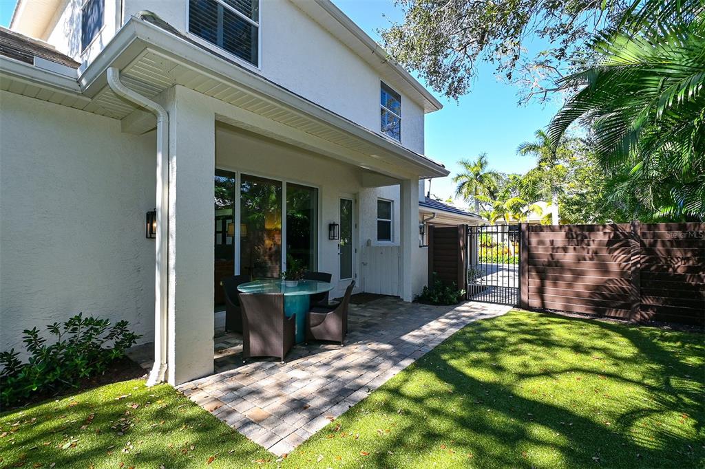 POINSETTIA PARK 2 - Residential