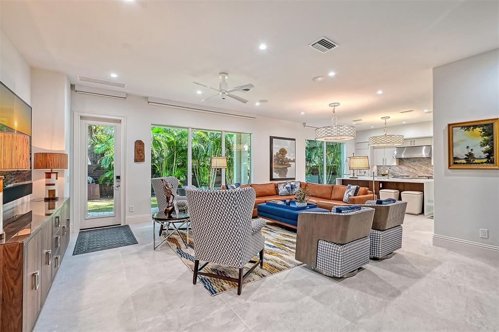 POINSETTIA PARK 2 - Residential