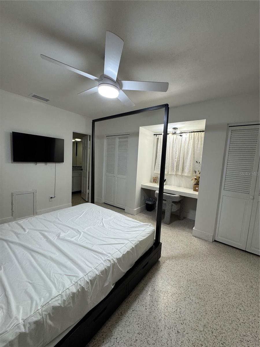 DE SOTO COUNTRY CLUB COLONY - Residential Lease
