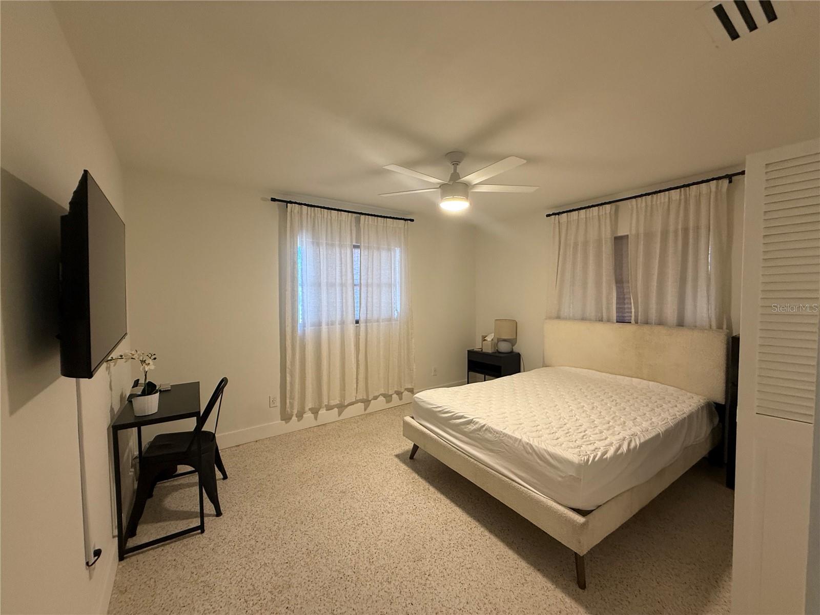 DE SOTO COUNTRY CLUB COLONY - Residential Lease