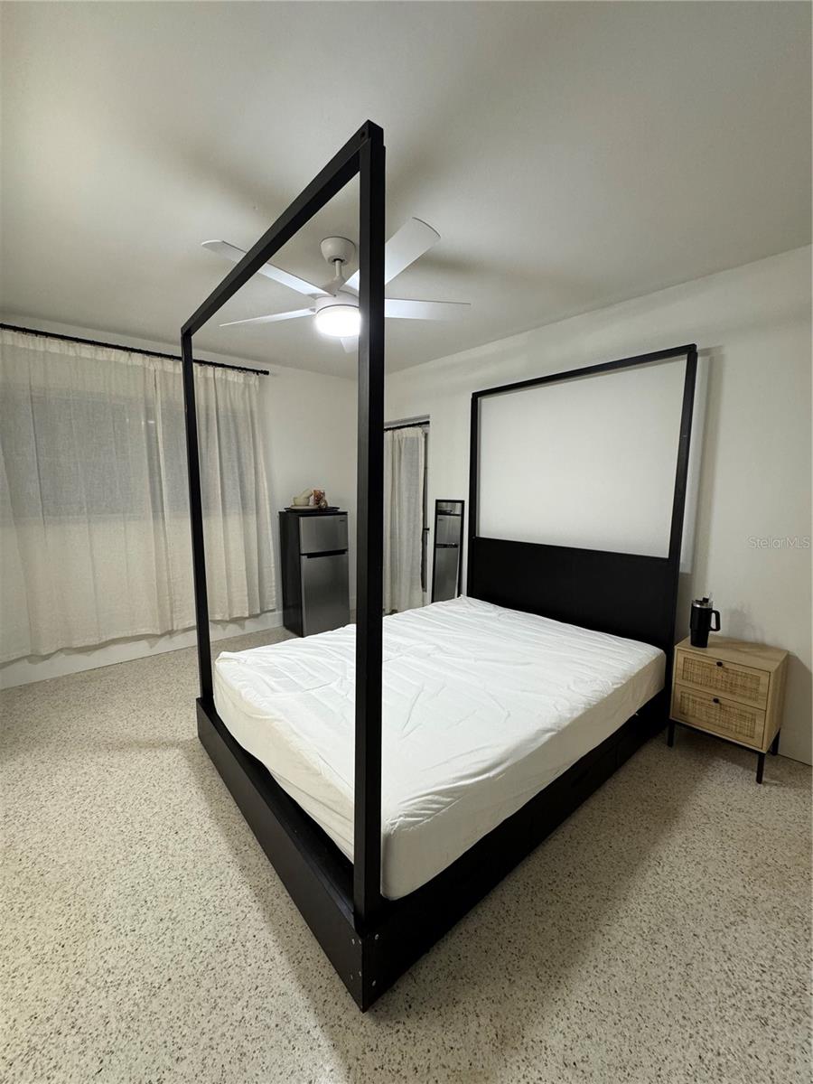 DE SOTO COUNTRY CLUB COLONY - Residential Lease