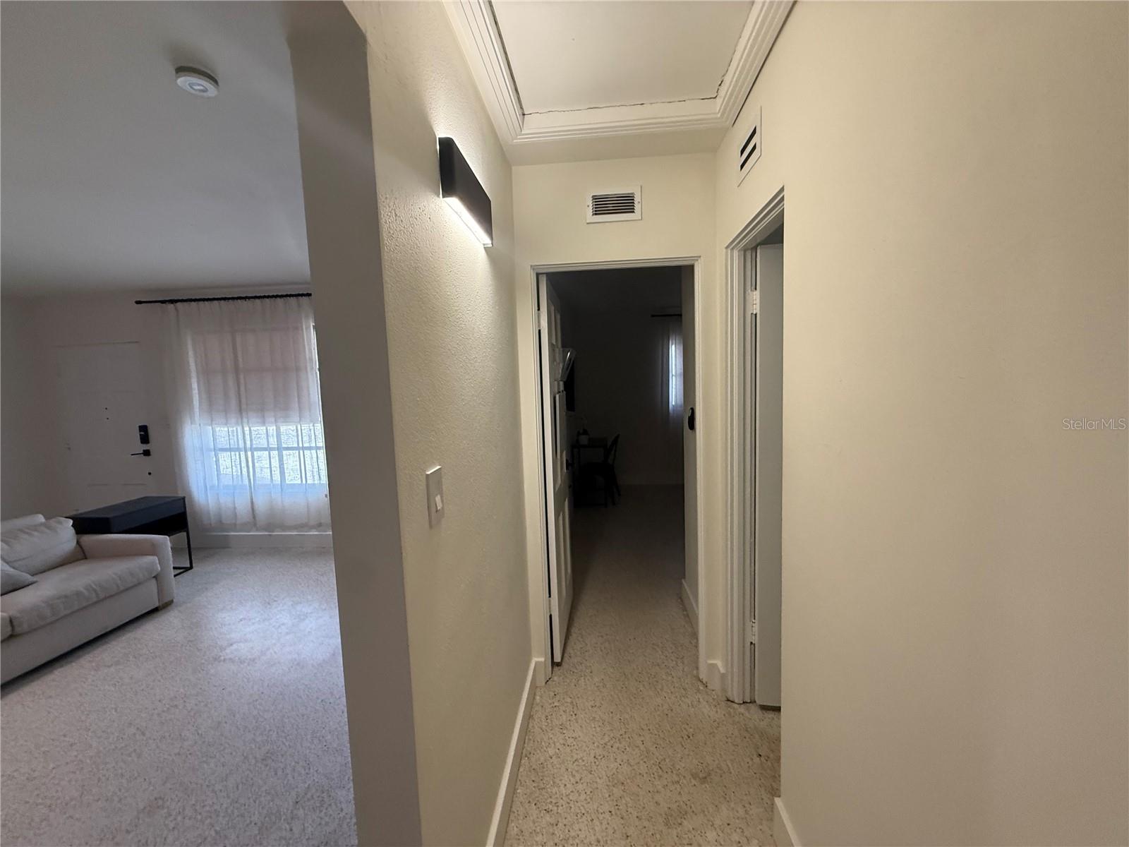 DE SOTO COUNTRY CLUB COLONY - Residential Lease