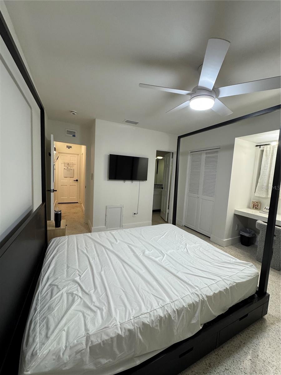 DE SOTO COUNTRY CLUB COLONY - Residential Lease