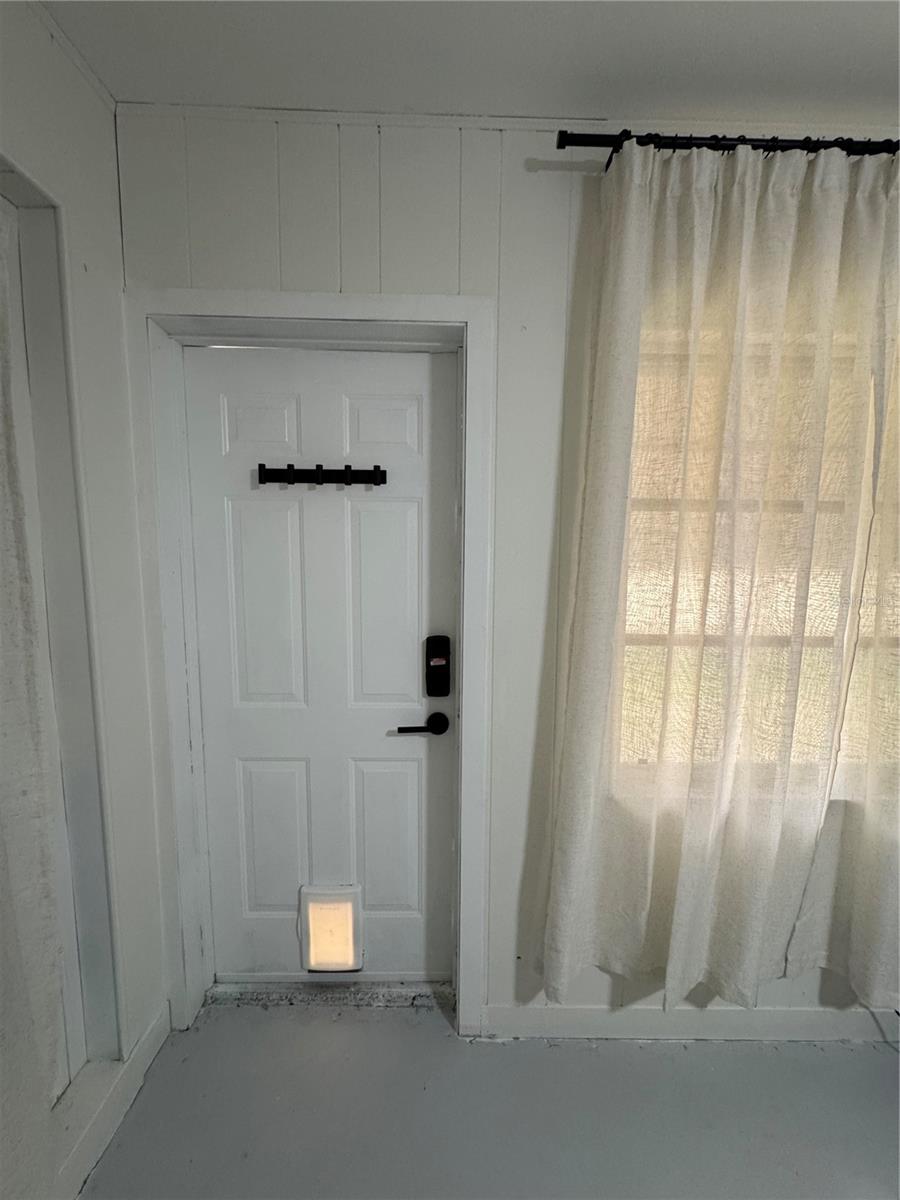 DE SOTO COUNTRY CLUB COLONY - Residential Lease