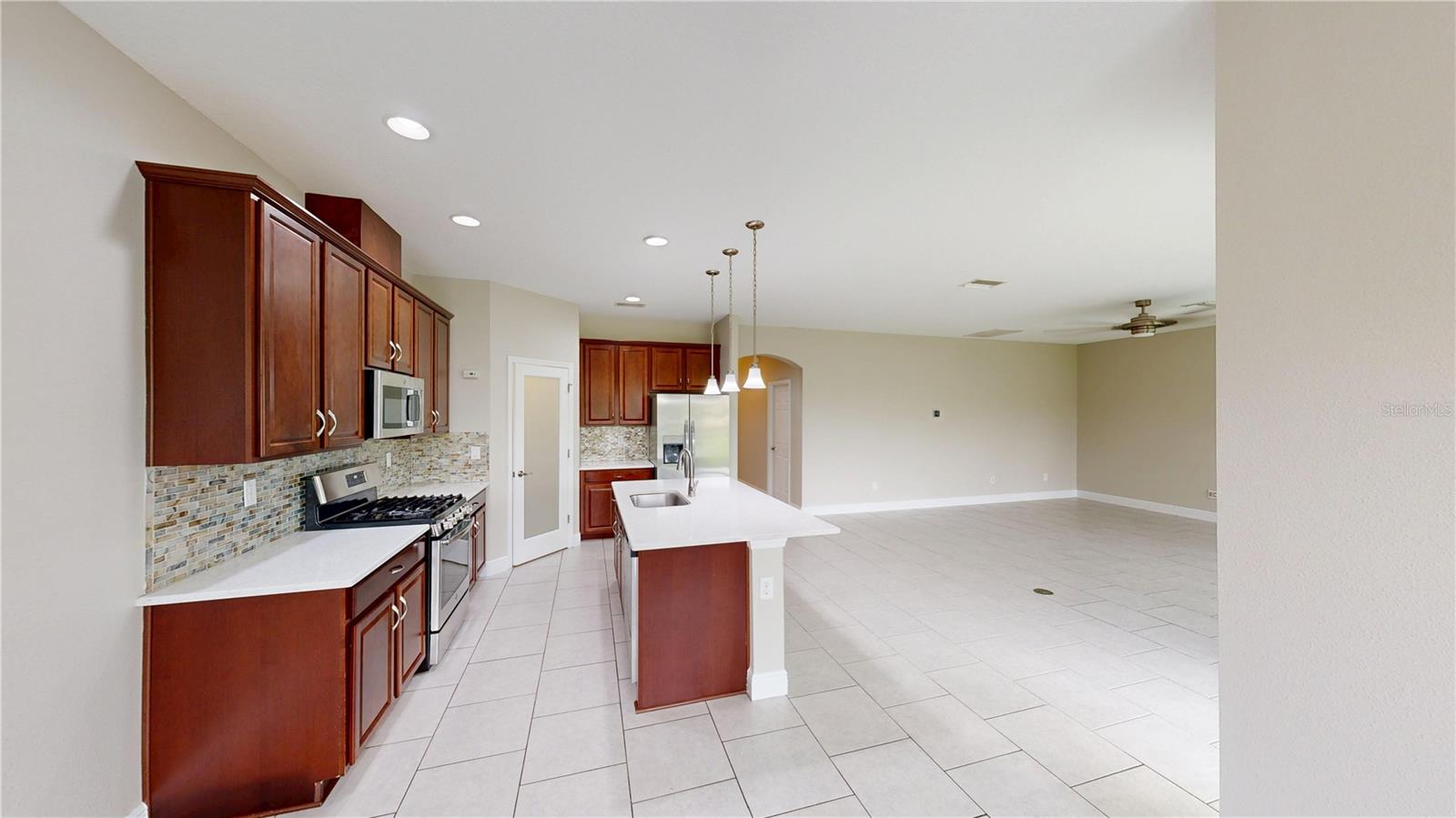WATERSET PH 3C-1 - Residential Lease