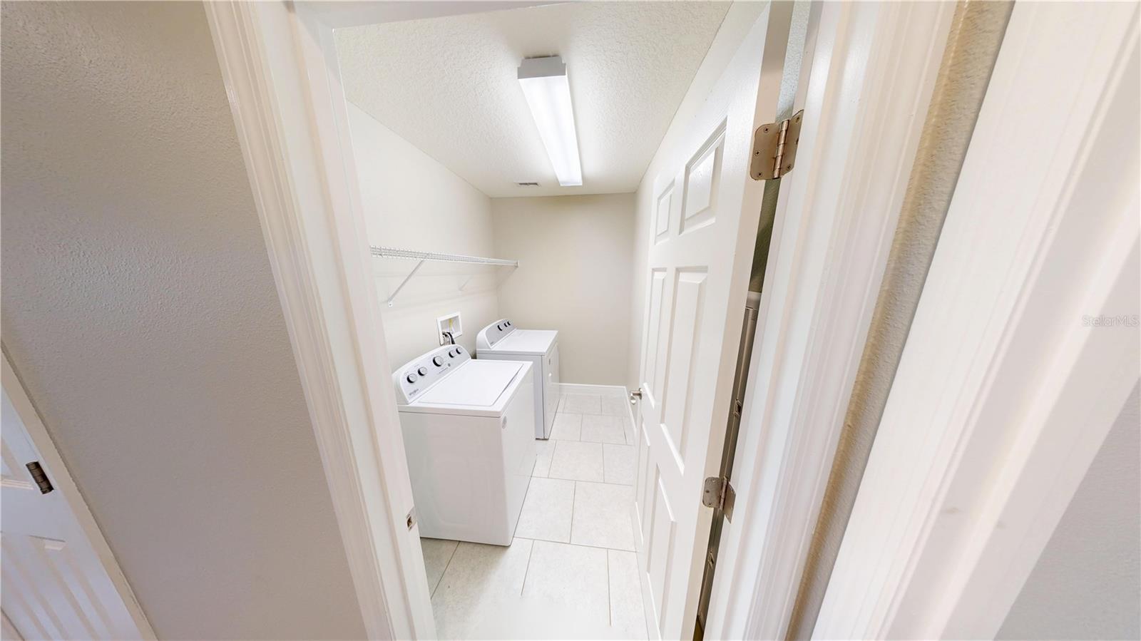 WATERSET PH 3C-1 - Residential Lease