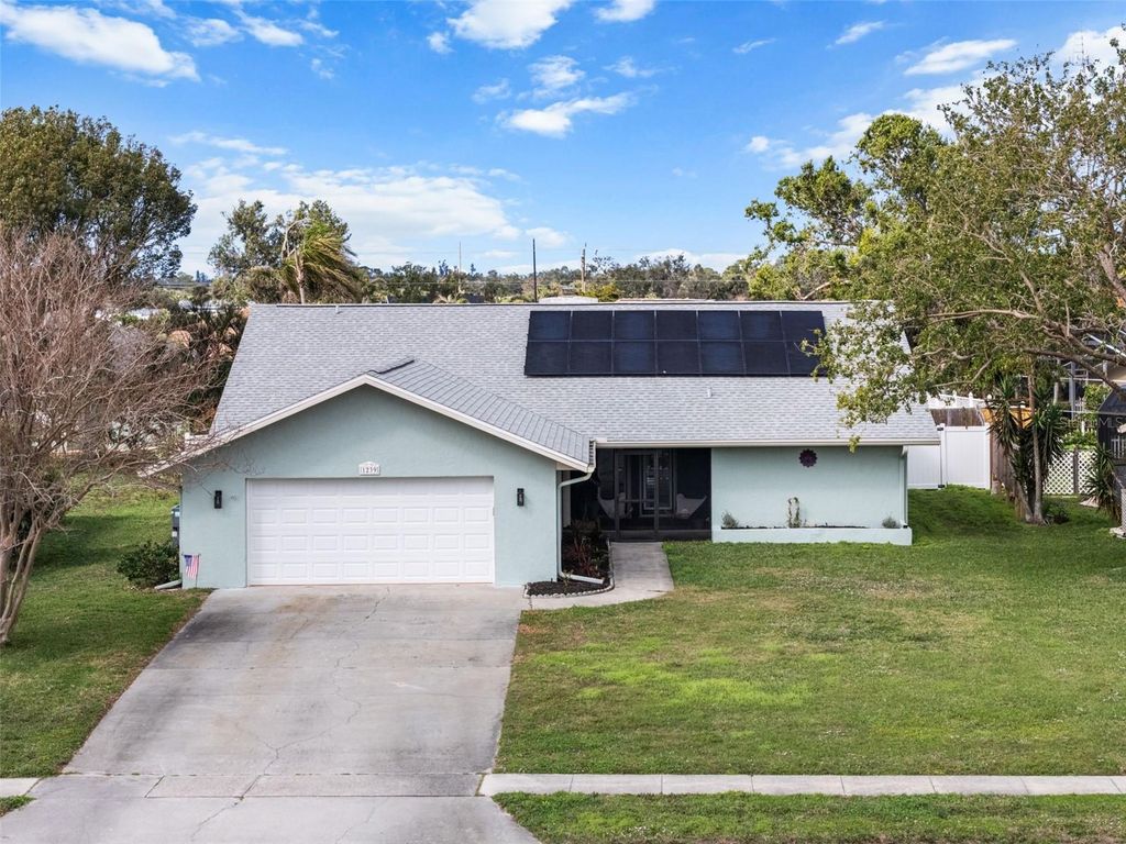 Photo of 1239 Pinebrook Way, Venice, FL 34285 (MLS # A4667540)