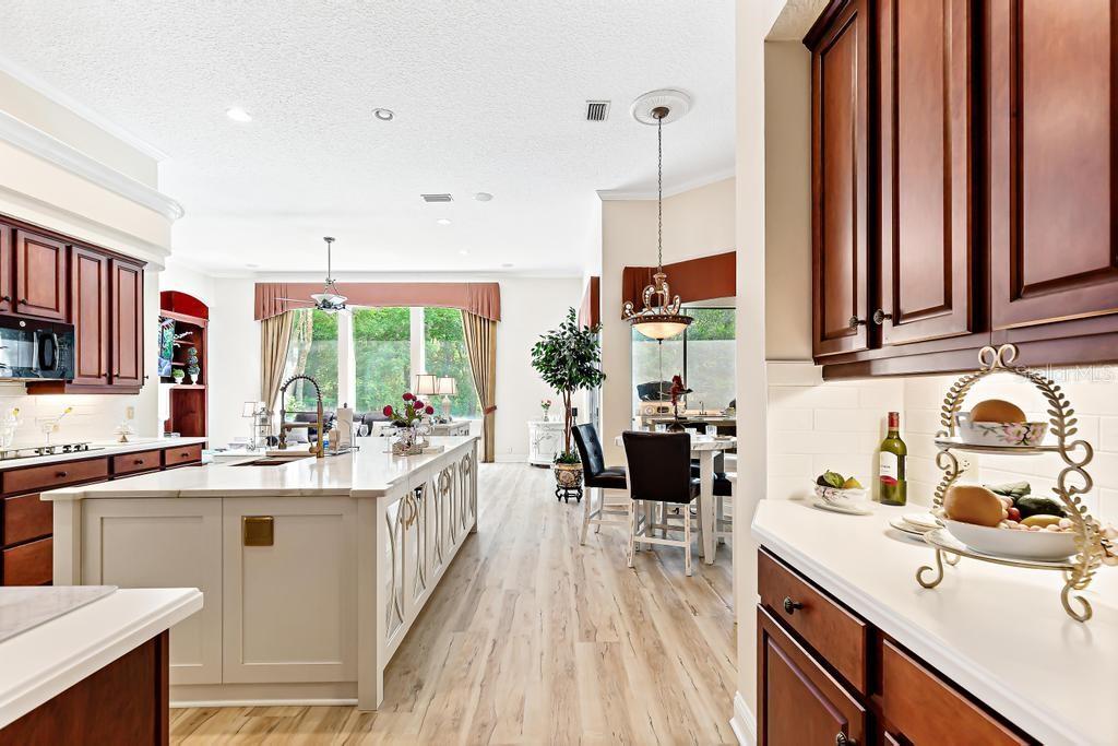 HAMPTON PARK - Residential