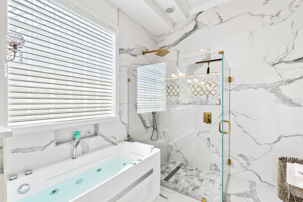 HAMPTON PARK - Residential