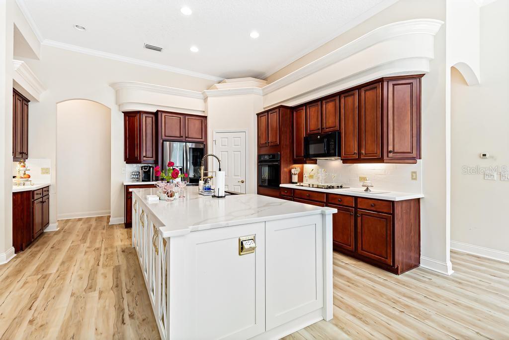 HAMPTON PARK - Residential